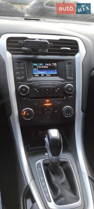 Седан Ford Fusion 2012 в Ужгороде