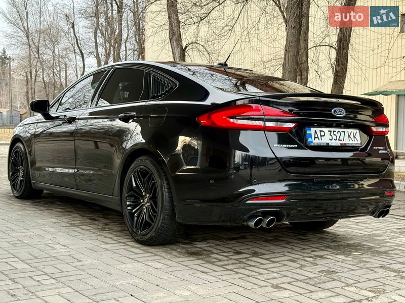 Седан Ford Fusion 2016 в Дніпрі