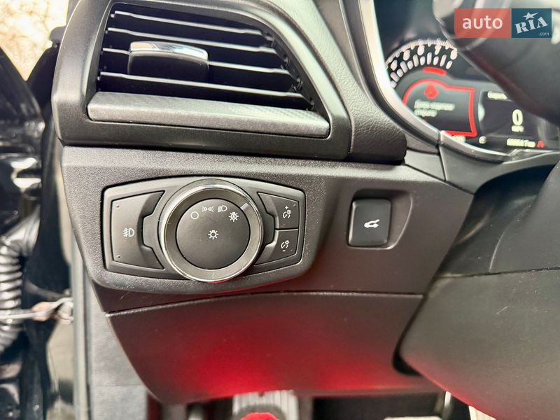 Седан Ford Fusion 2016 в Дніпрі