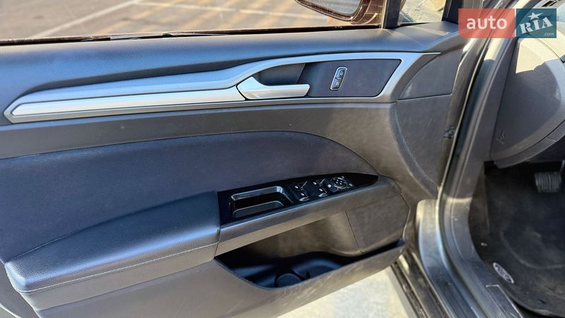 Седан Ford Fusion 2016 в Києві фото 19 Седан Ford Fusion 2016 в Києві