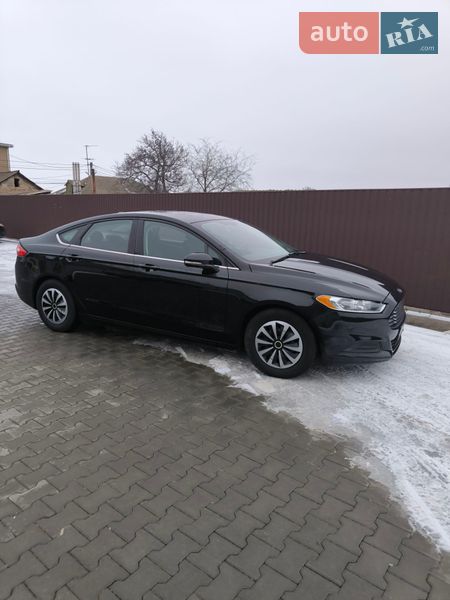 Седан Ford Fusion 2015 в Одесі