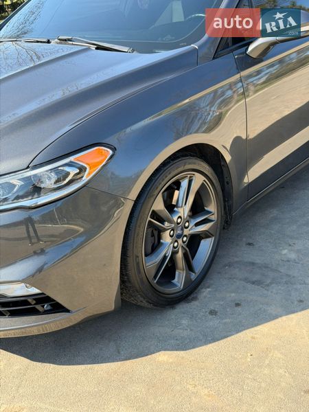 Седан Ford Fusion 2017 в Измаиле