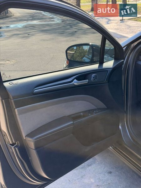 Седан Ford Fusion 2017 в Измаиле