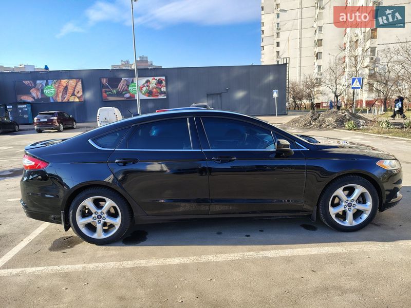 Седан Ford Fusion 2016 в Киеве