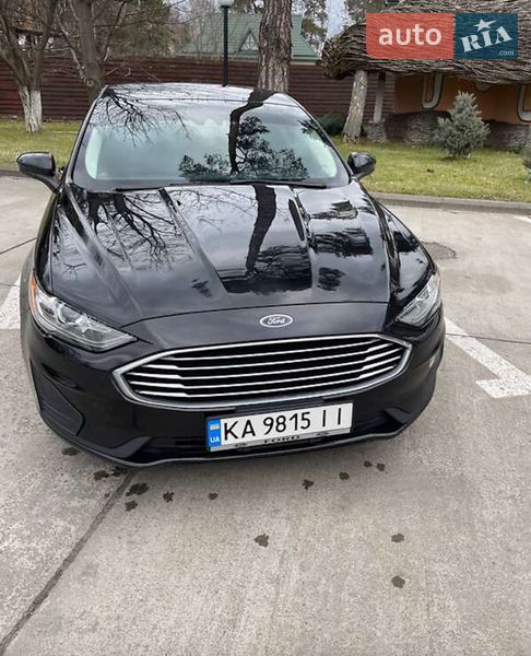 Седан Ford Fusion 2019 в Киеве
