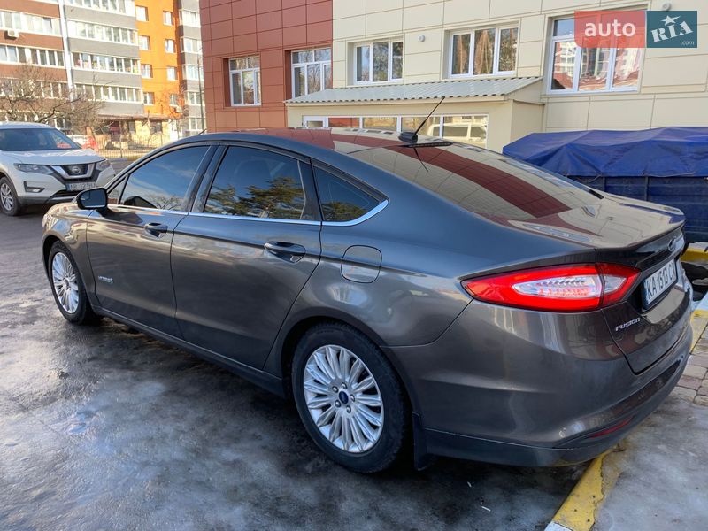 Седан Ford Fusion 2015 в Киеве