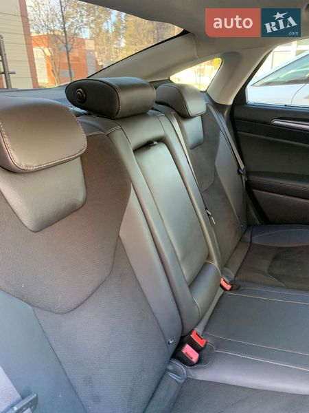 Седан Ford Fusion 2015 в Киеве