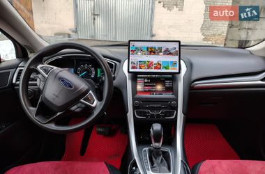 Седан Ford Fusion 2015 в Кодаках