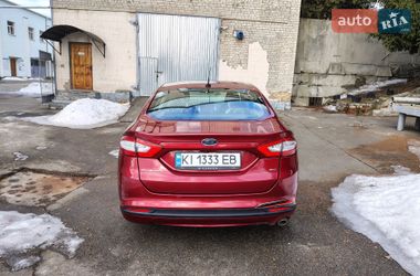Седан Ford Fusion 2015 в Кодаках
