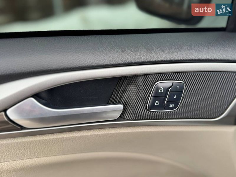 Седан Ford Fusion 2018 в Києві