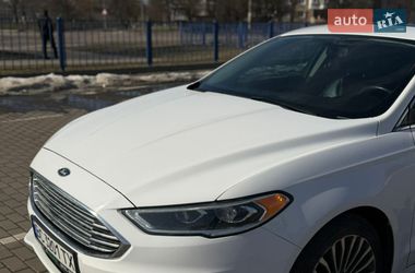 Седан Ford Fusion 2016 в Львові