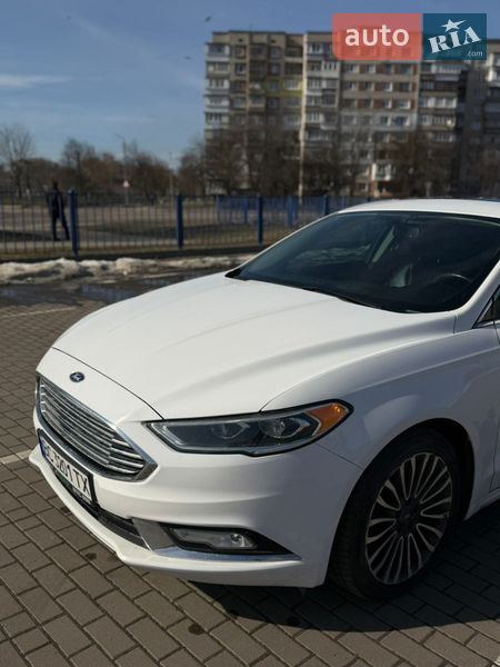 Седан Ford Fusion 2016 в Львові