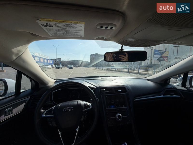 Седан Ford Fusion 2016 в Львові