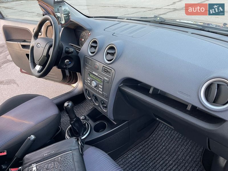 Хетчбек Ford Fusion 2012 в Вінниці