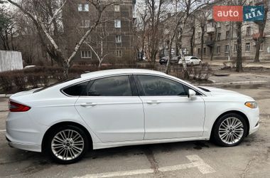 Седан Ford Fusion 2012 в Кам'янському
