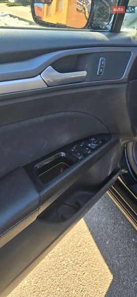 Седан Ford Fusion 2015 в Києві