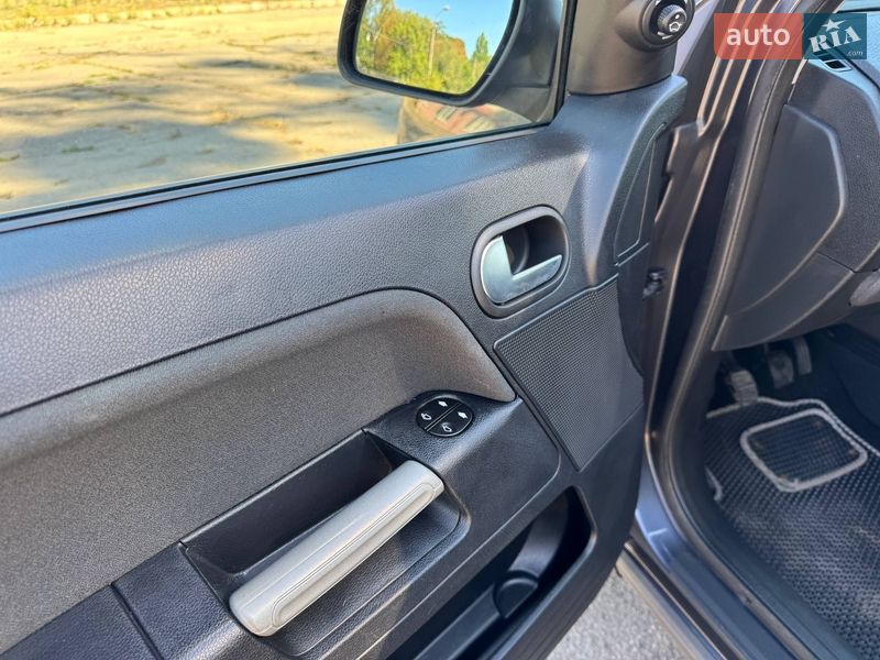 Хетчбек Ford Fusion 2007 в Полтаві