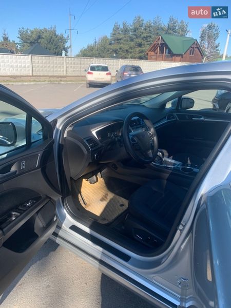 Седан Ford Fusion 2013 в Виннице