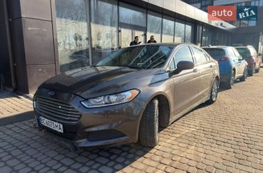 Седан Ford Fusion 2015 в Львові
