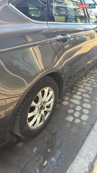 Седан Ford Fusion 2015 в Львове