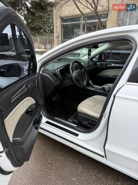 Седан Ford Fusion 2014 в Сумах