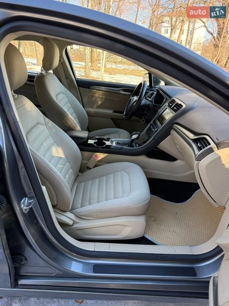 Седан Ford Fusion 2014 в Киеве