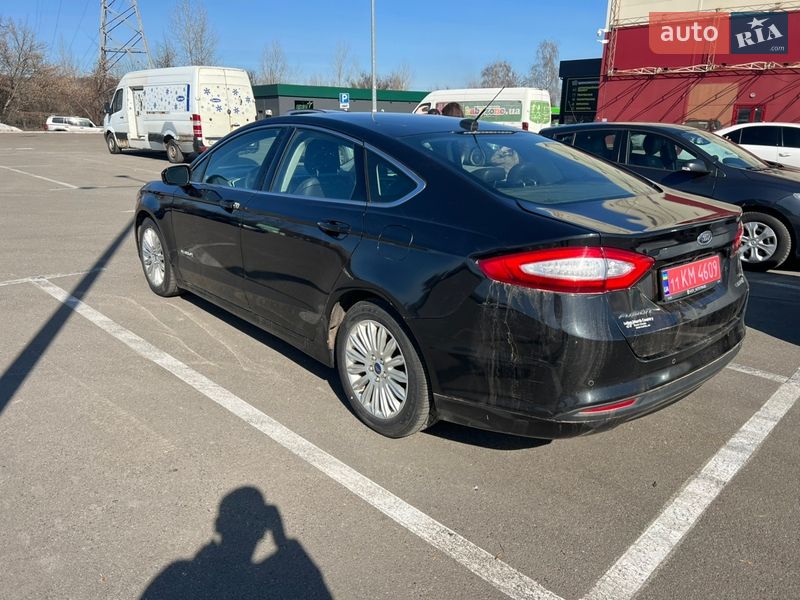 Седан Ford Fusion 2014 в Києві