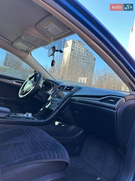 Седан Ford Fusion 2016 в Харкові