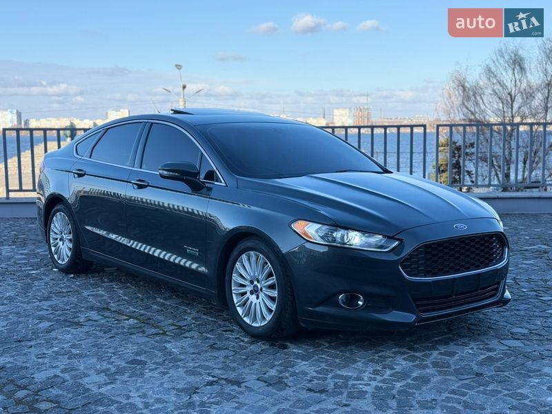 Седан Ford Fusion 2015 в Днепре