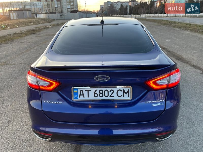Седан Ford Fusion 2012 в Коломые