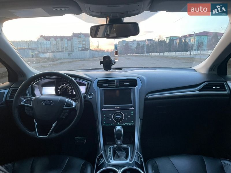 Седан Ford Fusion 2012 в Коломые