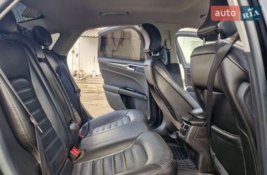 Седан Ford Fusion 2015 в Вышгороде