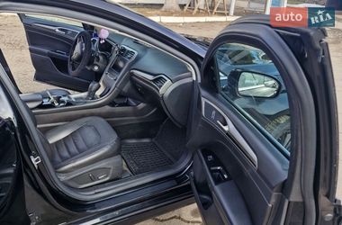 Седан Ford Fusion 2015 в Вышгороде