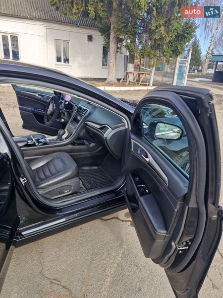 Седан Ford Fusion 2015 в Вишгороді