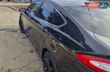 Седан Ford Fusion 2015 в Вышгороде