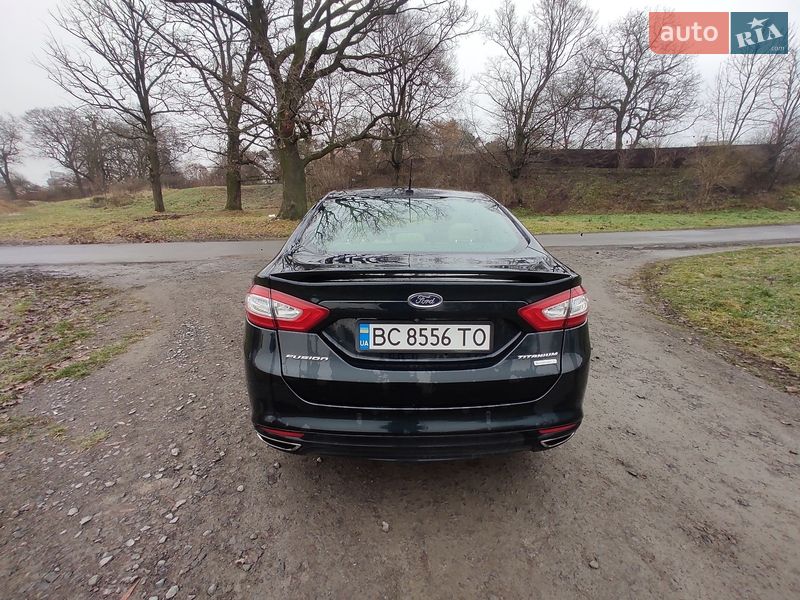 Седан Ford Fusion 2014 в Львове