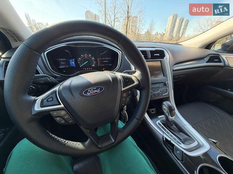 Седан Ford Fusion 2015 в Киеве