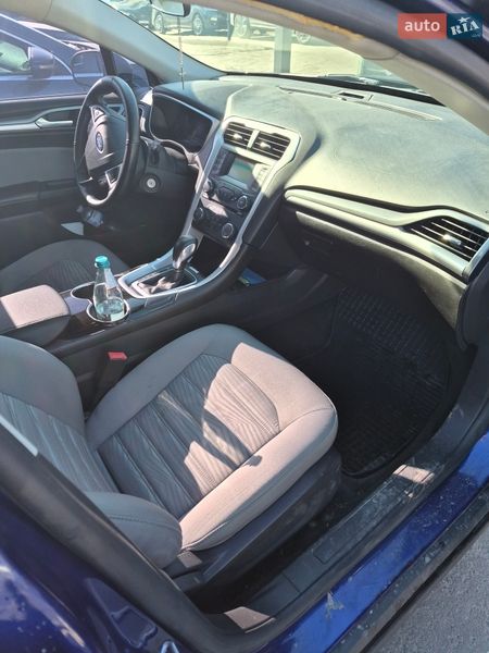 Седан Ford Fusion 2015 в Києві