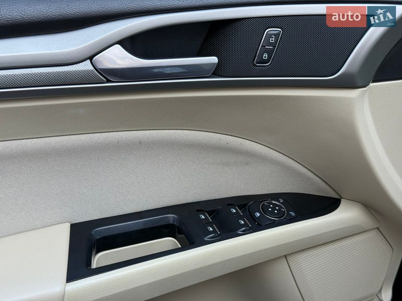 Седан Ford Fusion 2013 в Одессе