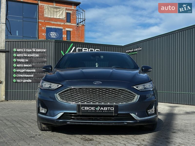 Седан Ford Fusion 2018 в Львове