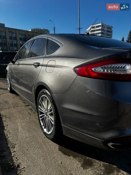 Седан Ford Fusion 2014 в Львове