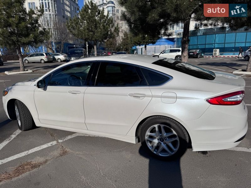Седан Ford Fusion 2014 в Одессе