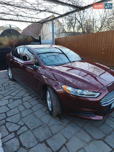 Седан Ford Fusion 2015 в Радомышле