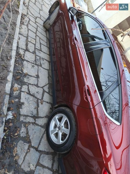 Седан Ford Fusion 2015 в Радомышле