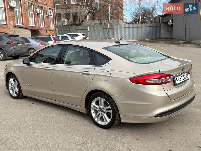 Седан Ford Fusion 2018 в Харкові