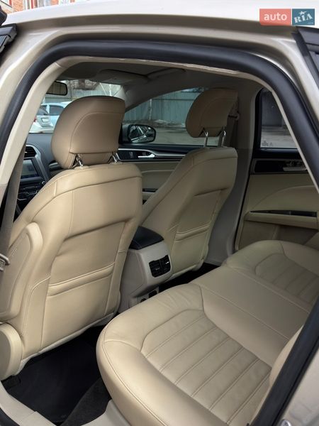 Седан Ford Fusion 2018 в Харкові