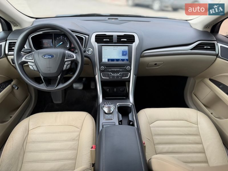 Седан Ford Fusion 2018 в Харкові