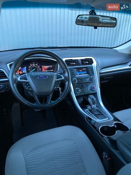 Седан Ford Fusion 2015 в Ивано-Франковске