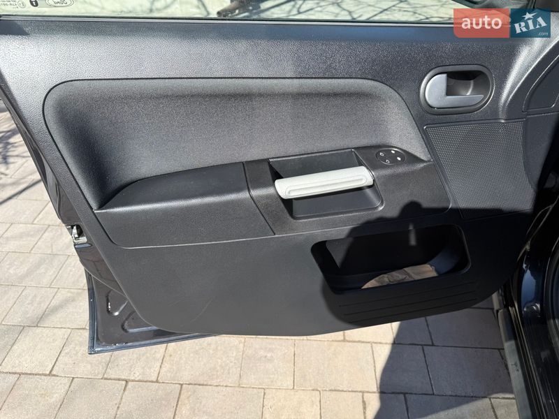 Хетчбек Ford Fusion 2009 в Полтаві