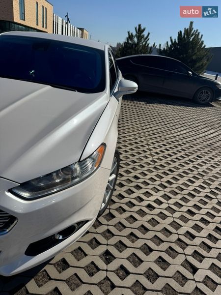 Седан Ford Fusion 2014 в Хмельницком